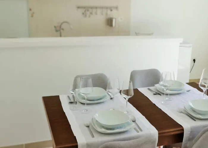 Rabtours Apartament Kampor